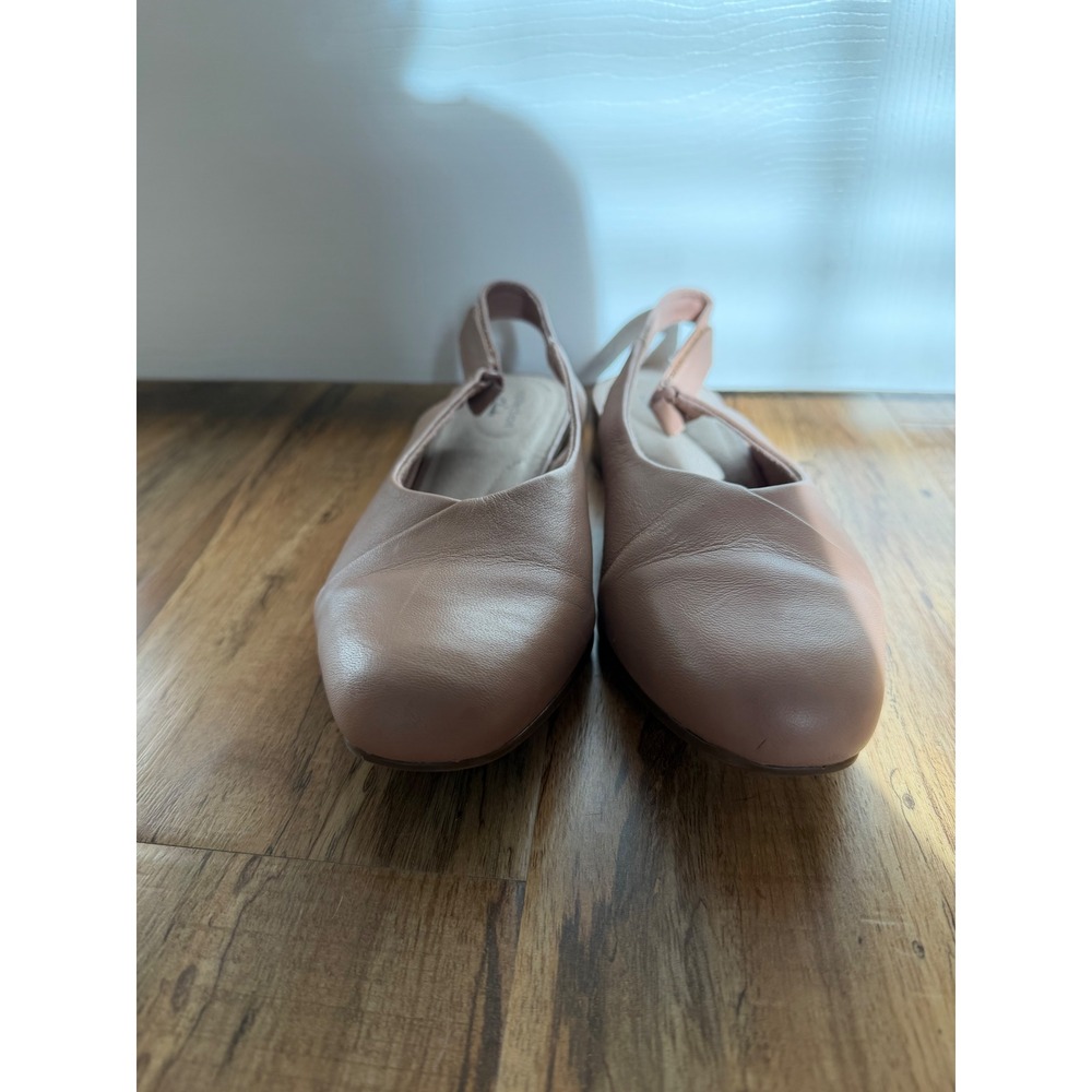 Clarks Collection Ultimate Comfort Nude Leather Slingback Pumps Size 8.5 M